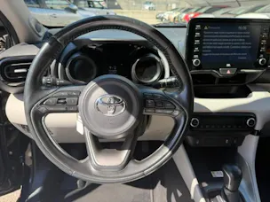 Toyota Yaris 1.5 VVT-i HSD Premium