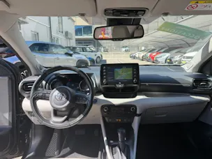 Toyota Yaris 1.5 VVT-i HSD Premium