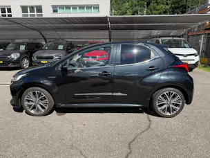 Toyota Yaris 1.5 VVT-i HSD Premium