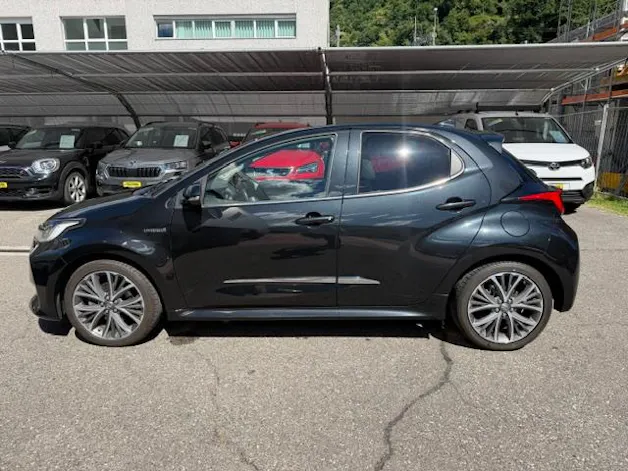 Toyota Yaris 1.5 VVT-i HSD Premium