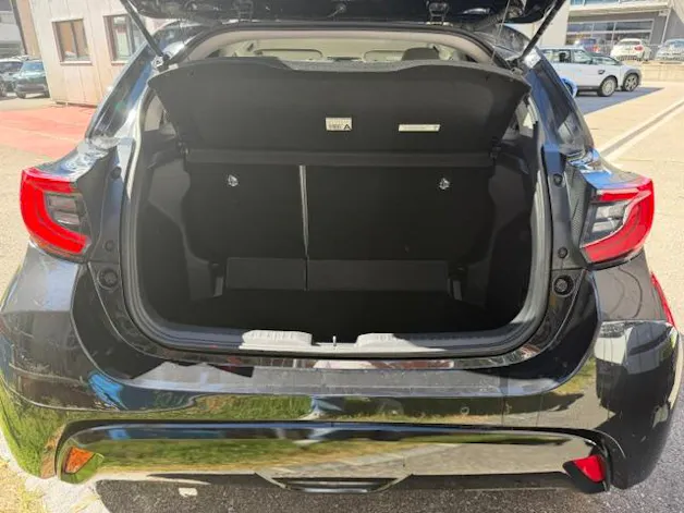 Toyota Yaris 1.5 VVT-i HSD Premium