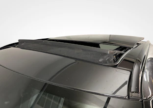 https://vehicle.imgix.net/4335079/a3faa0b0-fda6-42b5-afa6-33d38502b5be.jpg