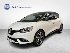 https://vehicle.imgix.net/4335083/fe5f9d8d-8e53-47f5-8640-ebcc12ee73f8.jpg