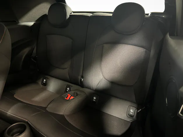 Mini Cabrio F57 1.5i Cooper
