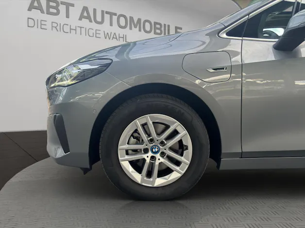 BMW 225e xDrive Active Tourer