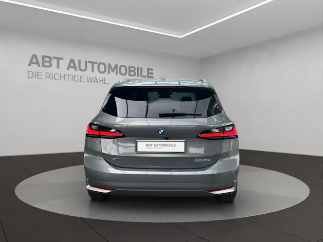 BMW 225e xDrive Active Tourer