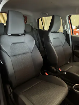 Suzuki Swift 1.2 Sakura Top Hybrid