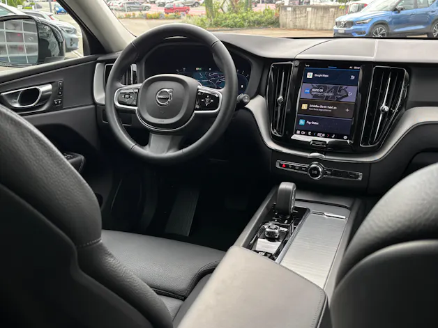 Volvo XC60 2.0 B5 MH Plus Dark AWD
