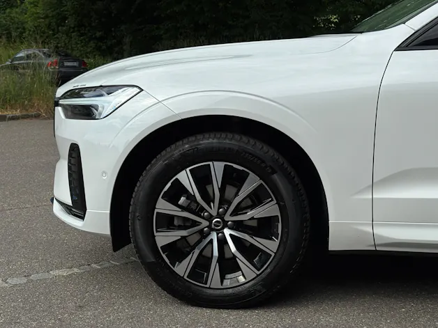Volvo XC60 2.0 B5 MH Plus Dark AWD