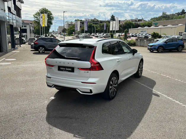 Volvo XC60 2.0 B5 MH Plus Dark AWD