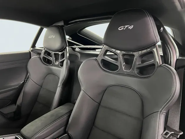 Porsche 718 Cayman GT4