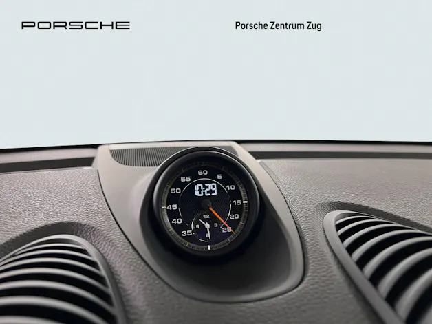 Porsche 718 Cayman GT4