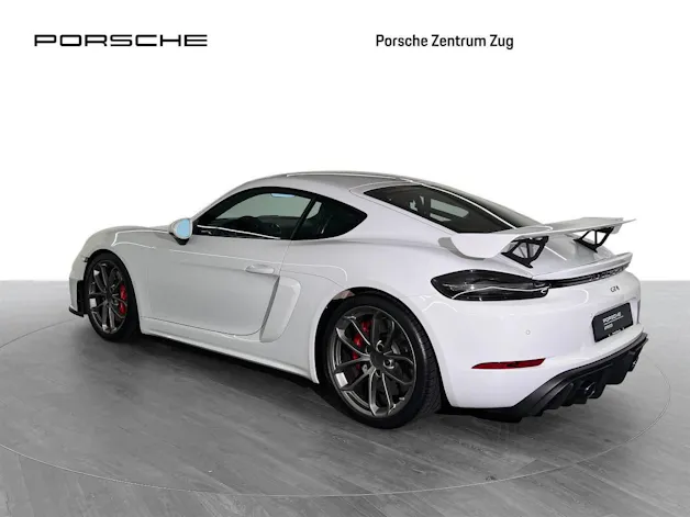 Porsche 718 Cayman GT4