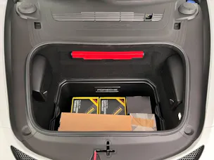 Porsche 718 Cayman GT4