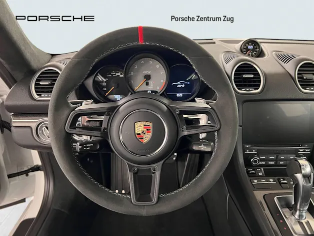 Porsche 718 Cayman GT4