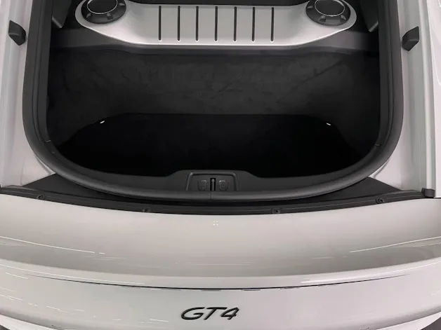 Porsche 718 Cayman GT4