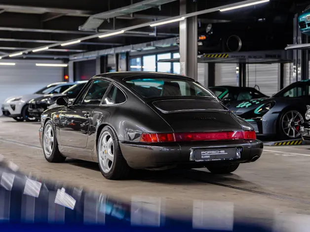 Porsche 911 Carrera 4 Coupé
