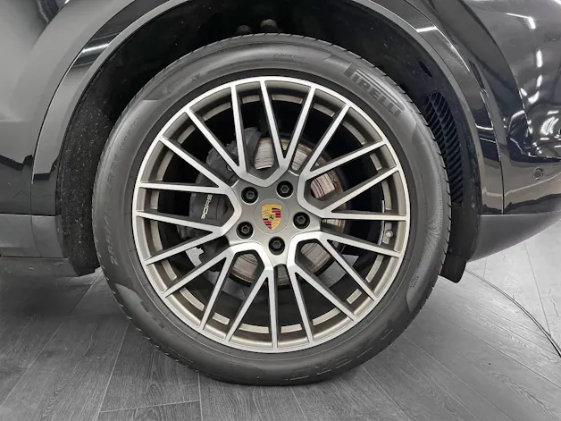 Porsche Cayenne Coupé Platinum Edition