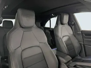 Porsche Macan 4
