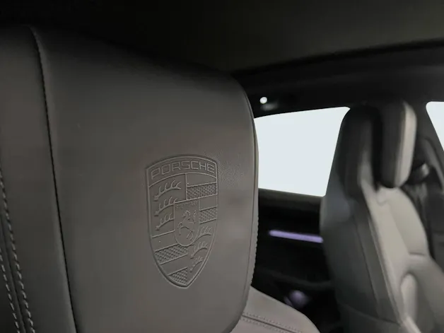 Porsche Macan 4