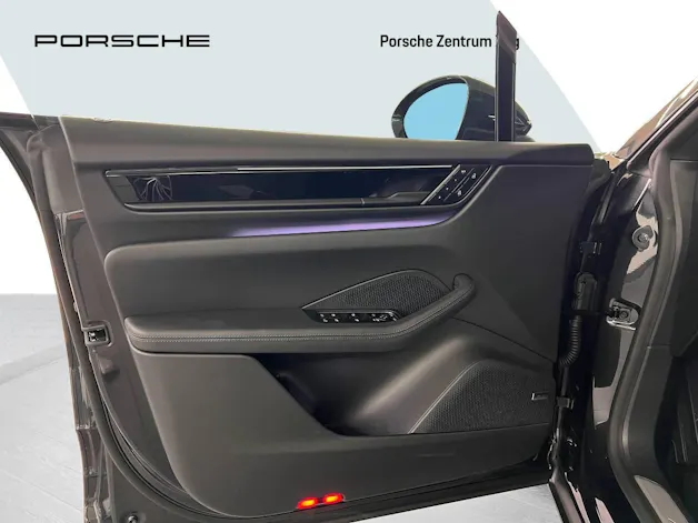 Porsche Macan 4