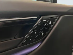 Porsche Macan 4