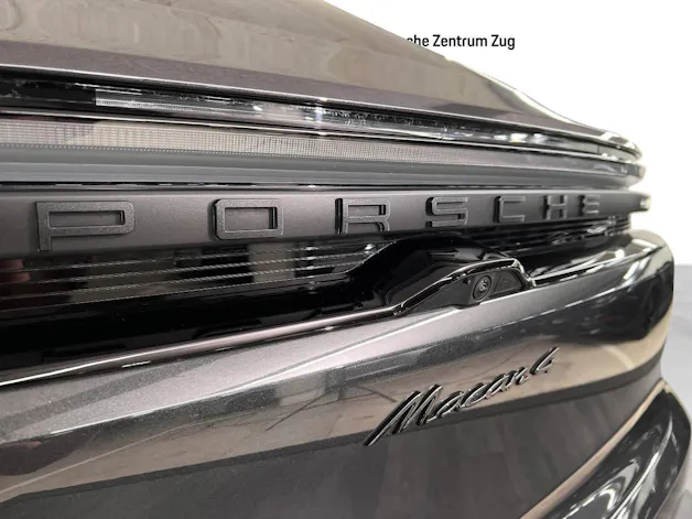 Porsche Macan 4