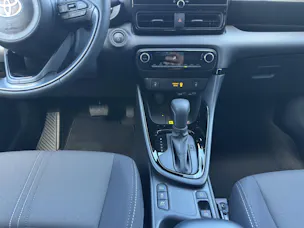 Toyota Yaris 1.5 VVT-i HSD Trend