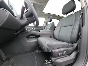 Leapmotor C10 EV AWD