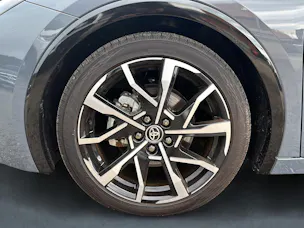 Toyota Prius 2.0 Plug-In-Hybrid Style