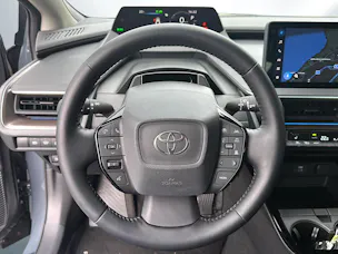 Toyota Prius 2.0 Plug-In-Hybrid Style