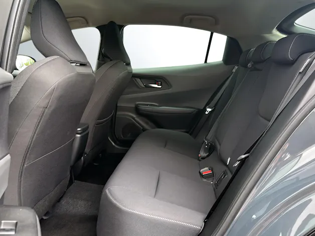 Toyota Prius 2.0 Plug-In-Hybrid Style