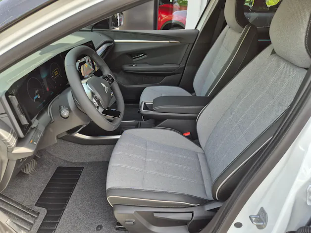 Mitsubishi Eclipse Cross Intense+