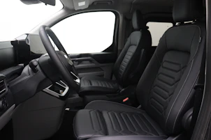 Fahrzeugbild FORD Tourneo C Bus 320 L1 2.0 EcoBlue 170 Titanium 4x4