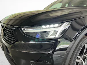 Volvo XC40 2.0 B3 MH Plus Dark