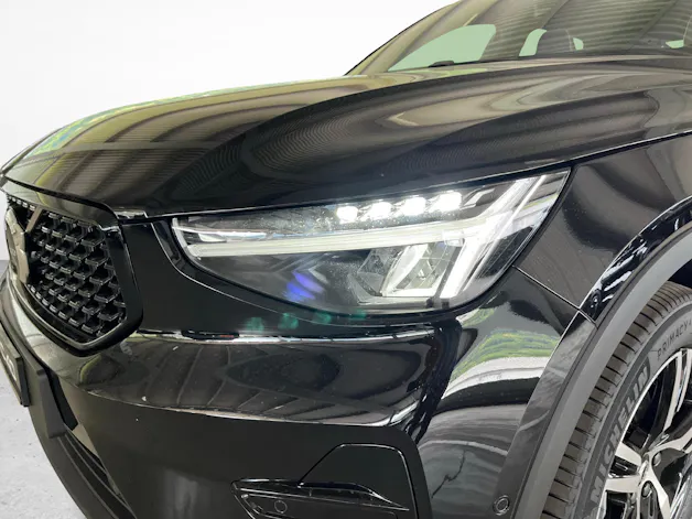 Volvo XC40 2.0 B3 MH Plus Dark