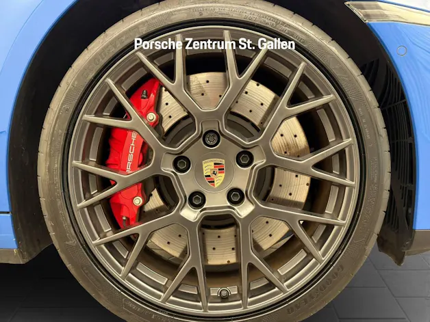 Porsche 911 Carrera GTS