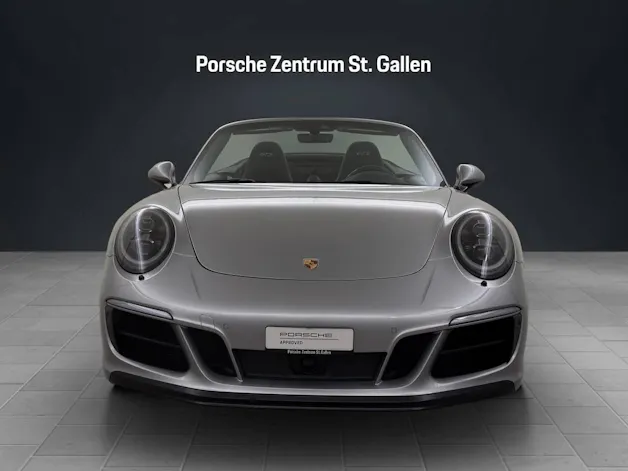 Porsche 911 Carrera 4 GTS Cabriolet