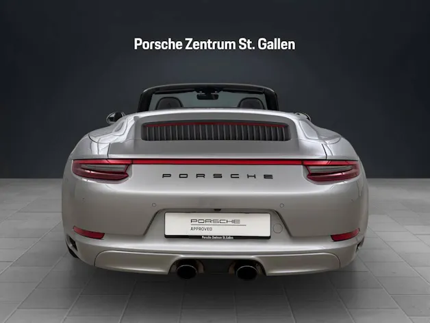 Porsche 911 Carrera 4 GTS Cabriolet