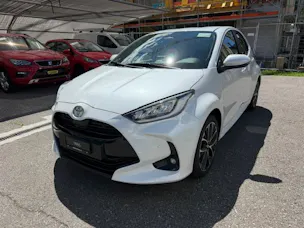 Toyota Yaris 1.5 VVT-i HSD Trend