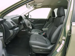 Subaru Forester Station 2.0i e-Boxer Swiss Plus