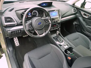 Subaru Forester Station 2.0i e-Boxer Swiss Plus