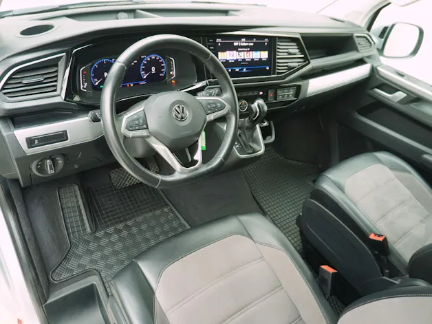 VW T6.1 Multivan 2.0 TDI DSG Family 4Motion