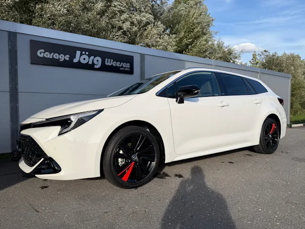 Toyota Corolla Touring Sports 1.8 HSD Swiss Edition
