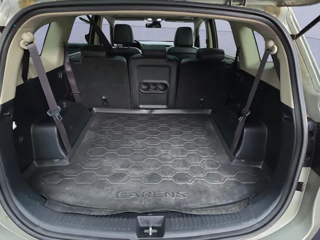 Kia Carens 1.7 CRDi Swiss Eco Edition / mit Anhängerkupplung / ab MFK
