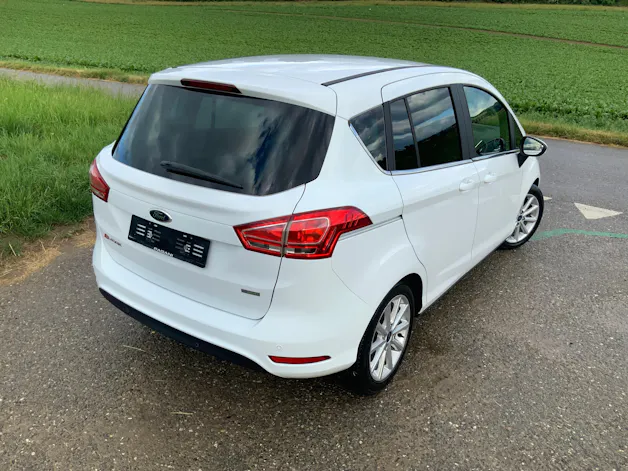 Ford B-Max 1.0i EcoB 100 Titanium S/S