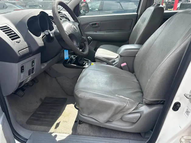 Toyota Hilux Double Cab.-Pick-up 2.5 D-4D Linea Luna