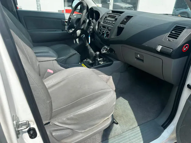 Toyota Hilux Double Cab.-Pick-up 2.5 D-4D Linea Luna