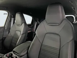 Porsche Cayenne Turbo E-Hybrid Coupé mit GT-Paket