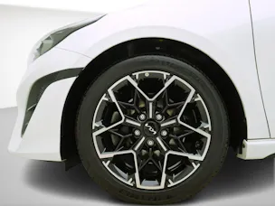 Kia Ceed 1.5 T-GDi MHEV Power